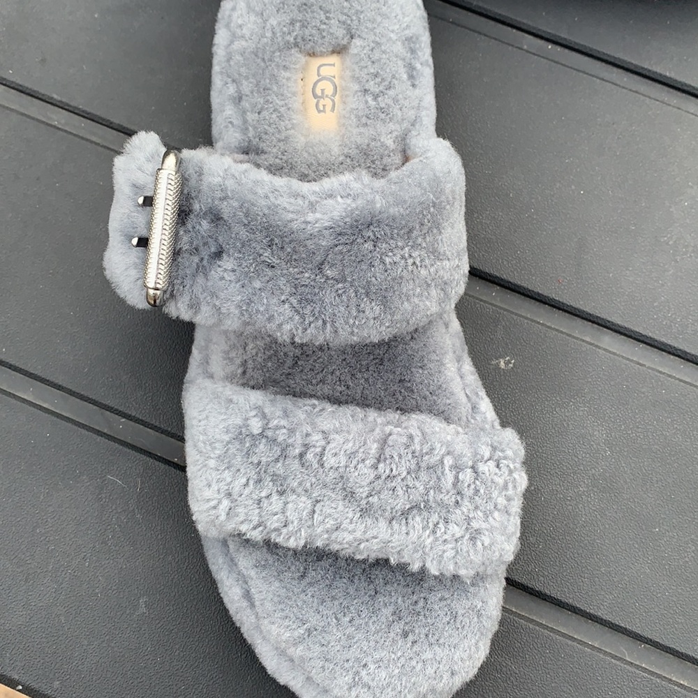 UGG Fuzz Yeah Sandals- Geyser NWOB - Picture 4 of 10